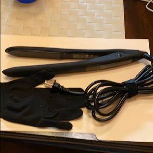 Bio Ionic 10x Flat Iron